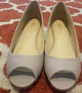 CL by Chinese Laundry wefges